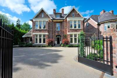 pair_of_complementary_salvaged_dwellings_2 pair_of_complementary_salvaged_dwellings_2