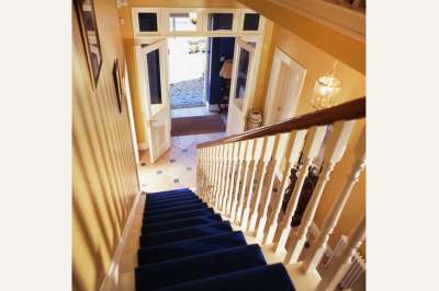 georgian_style_villa_with_rustic_brick_2 georgian_style_villa_with_rustic_brick_2